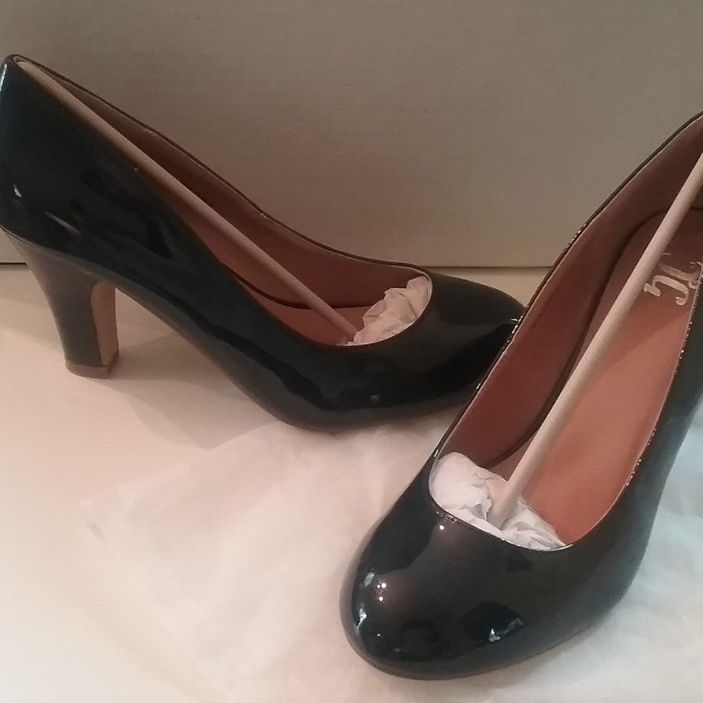 Navy Patent Leather Pumps
